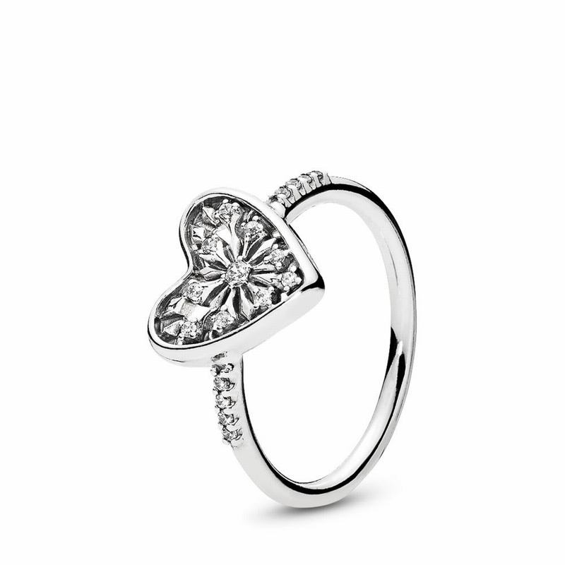 Pandora Heart Of Winter Statement Ring Ireland - Sterling Silver/Cubic Zirconia - 245816BLH